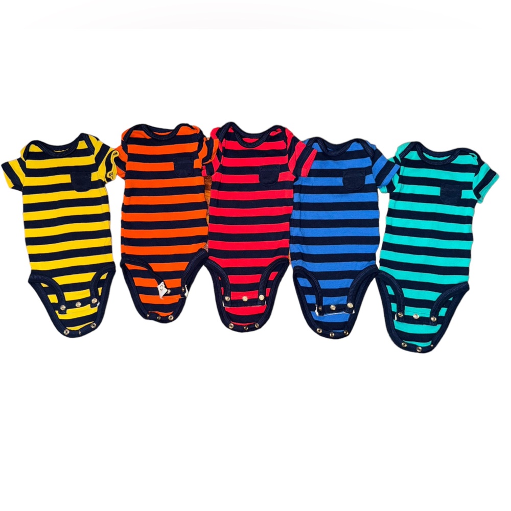 Babies’ Simple Joys Set Of 5 Gender Neutral Short Sleeved Onesies. Size Newborn. - Picture 5 of 7